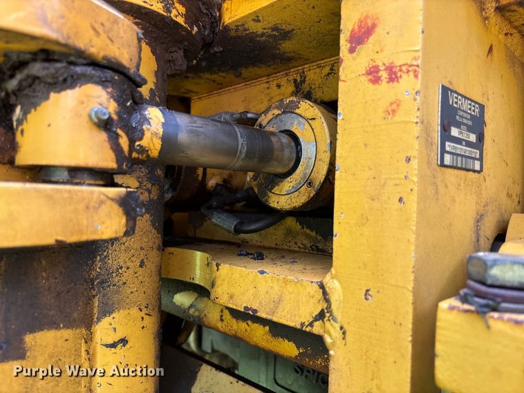 image for item FM6506 2008 Vermeer RTX1250 cable plow