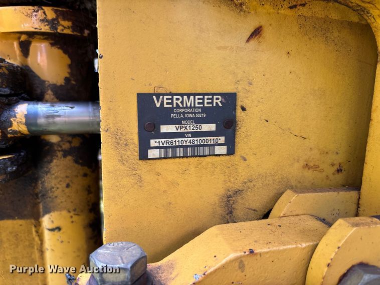 image for item FM6506 2008 Vermeer RTX1250 cable plow