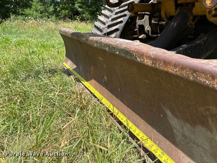 image for item FM6506 2008 Vermeer RTX1250 cable plow