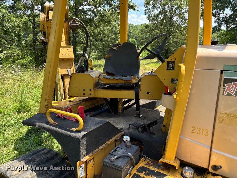 image for item FM6506 2008 Vermeer RTX1250 cable plow