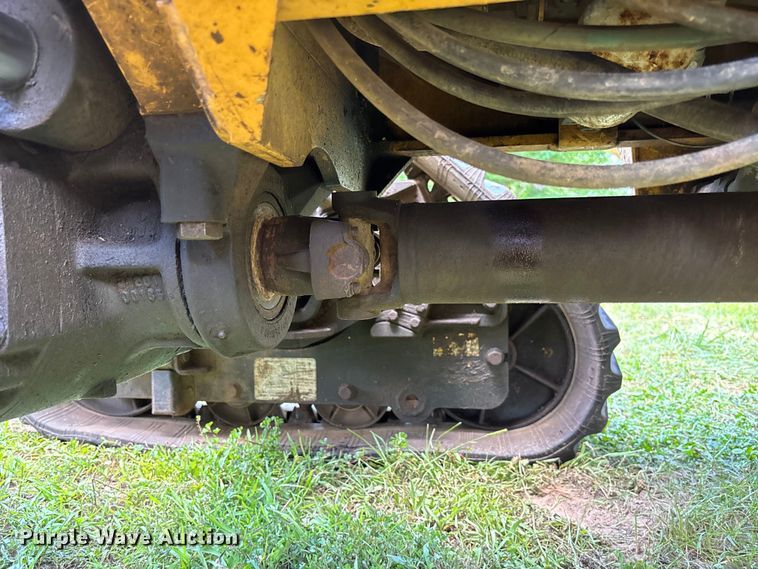 image for item FM6506 2008 Vermeer RTX1250 cable plow