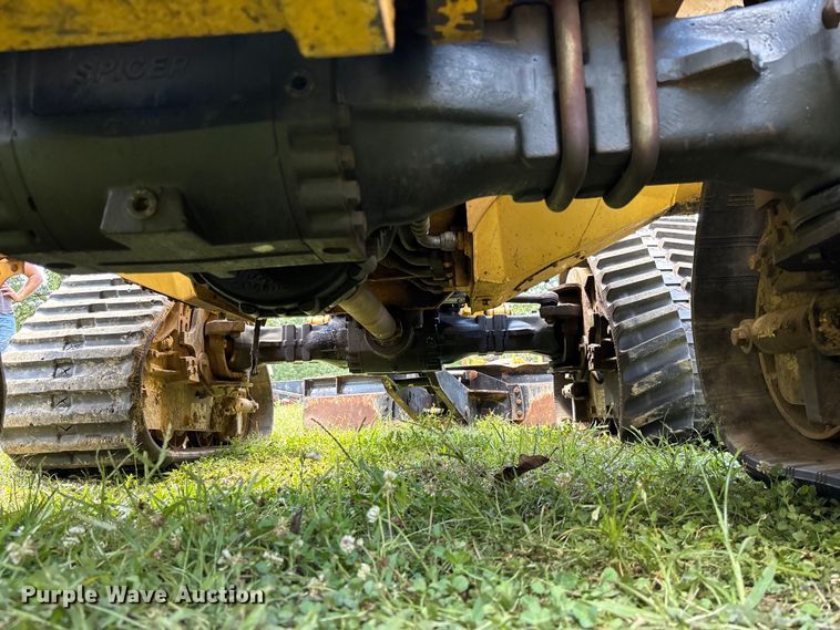 image for item FM6506 2008 Vermeer RTX1250 cable plow