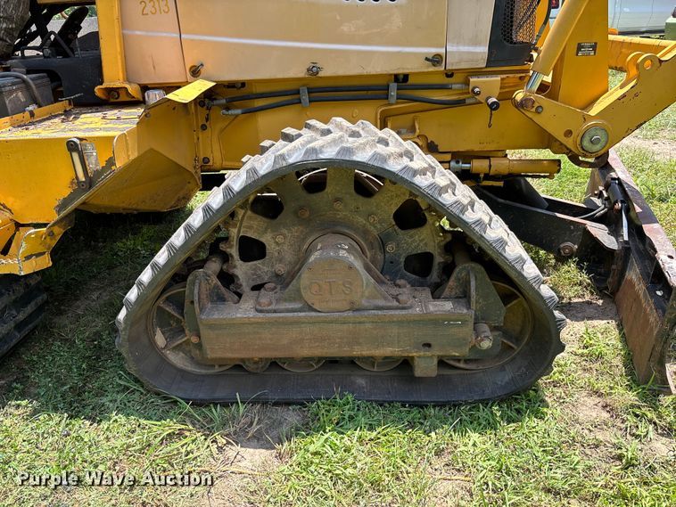 image for item FM6506 2008 Vermeer RTX1250 cable plow