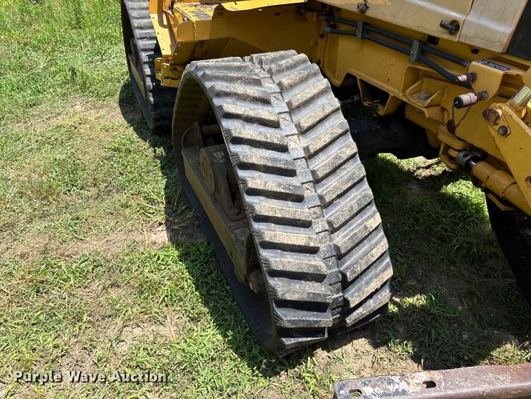 image for item FM6506 2008 Vermeer RTX1250 cable plow
