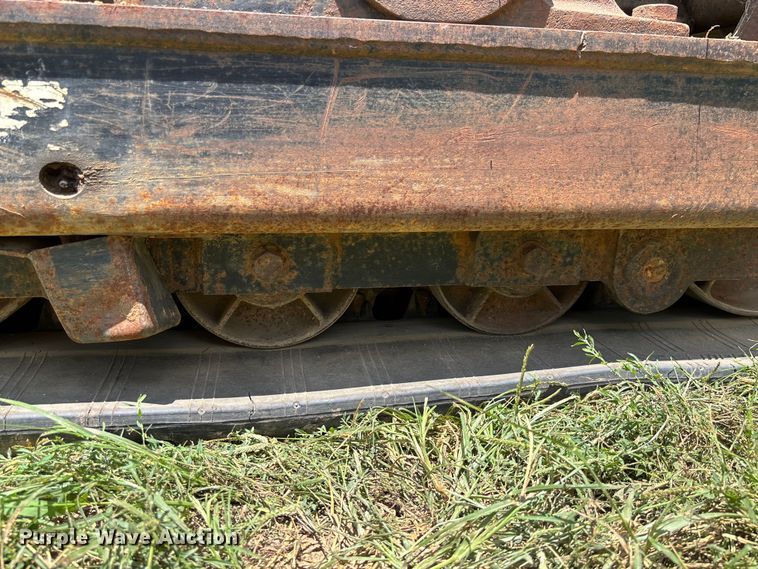 image for item FM6506 2008 Vermeer RTX1250 cable plow