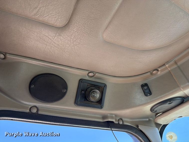 image for item FM7548 2006 International 9200i water truck