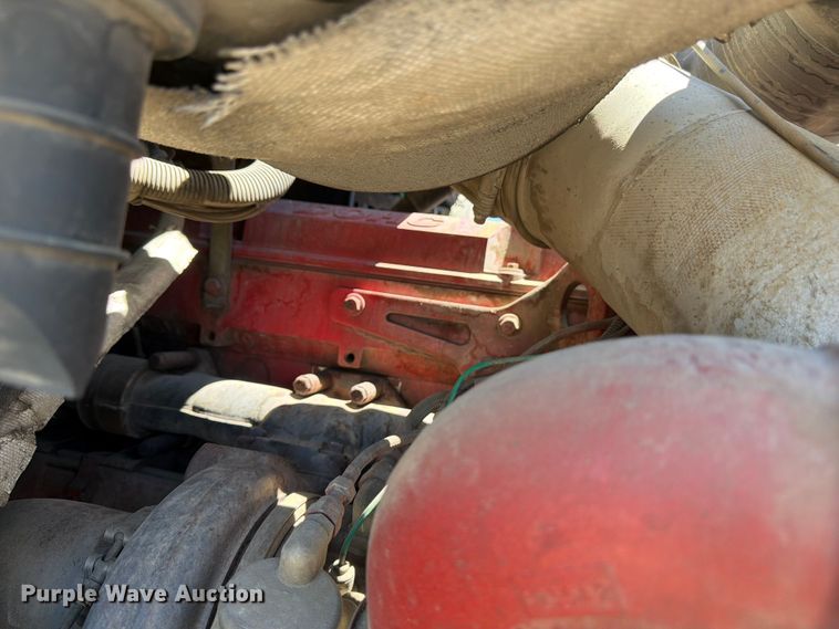 image for item FM7548 2006 International 9200i water truck