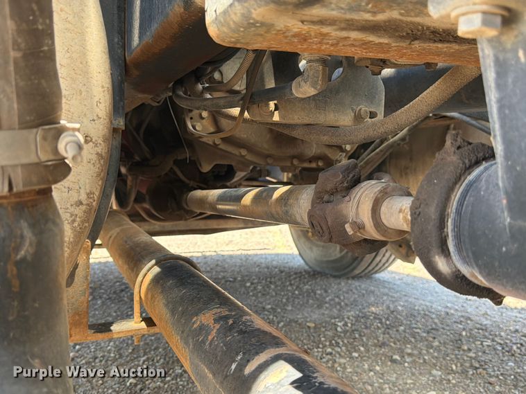 image for item FM7548 2006 International 9200i water truck