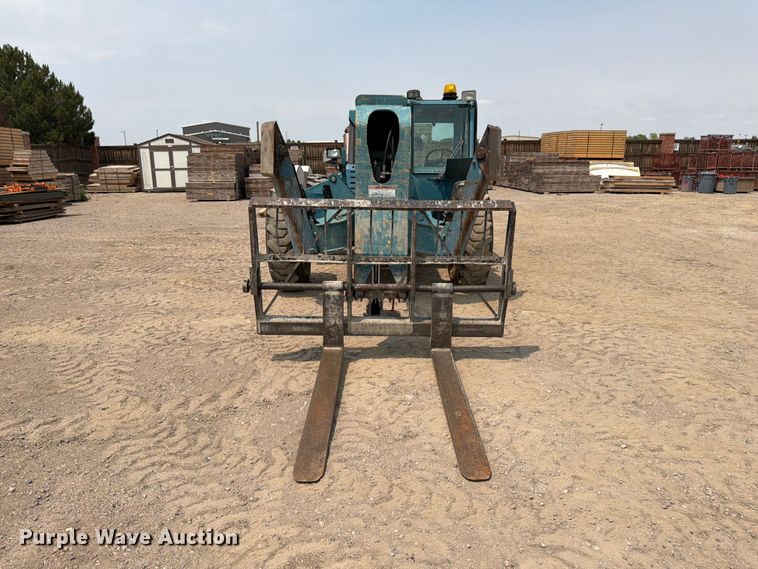 image for item FM7558 2004 Gradall 534D-10 telehandler