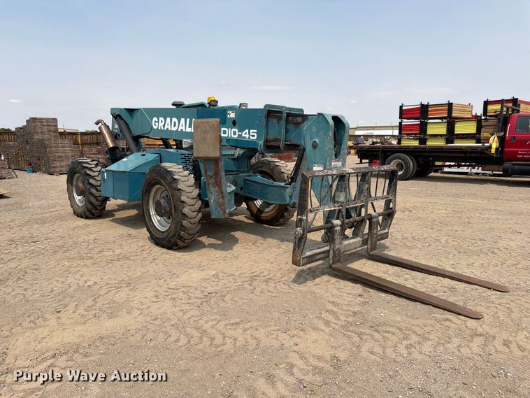 image for item FM7558 2004 Gradall 534D-10 telehandler