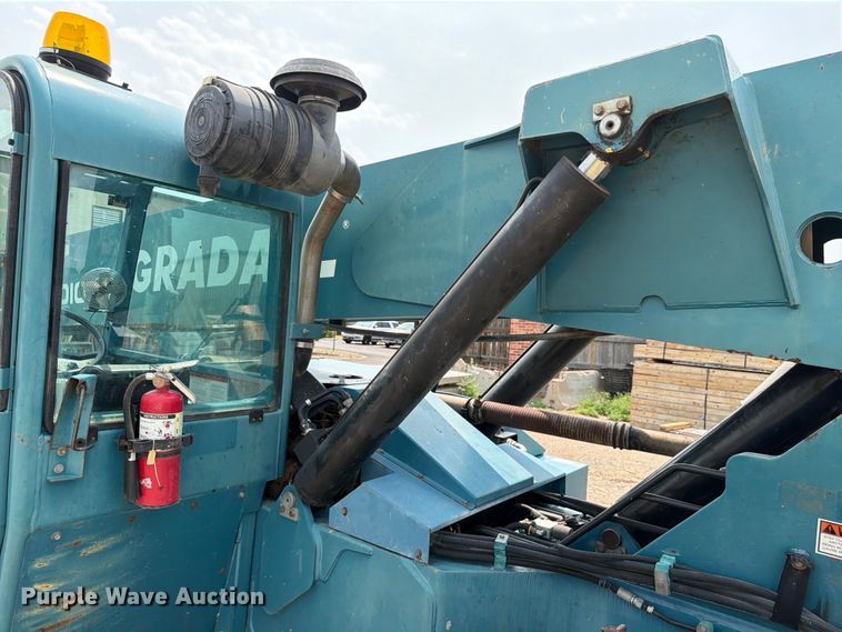 image for item FM7558 2004 Gradall 534D-10 telehandler