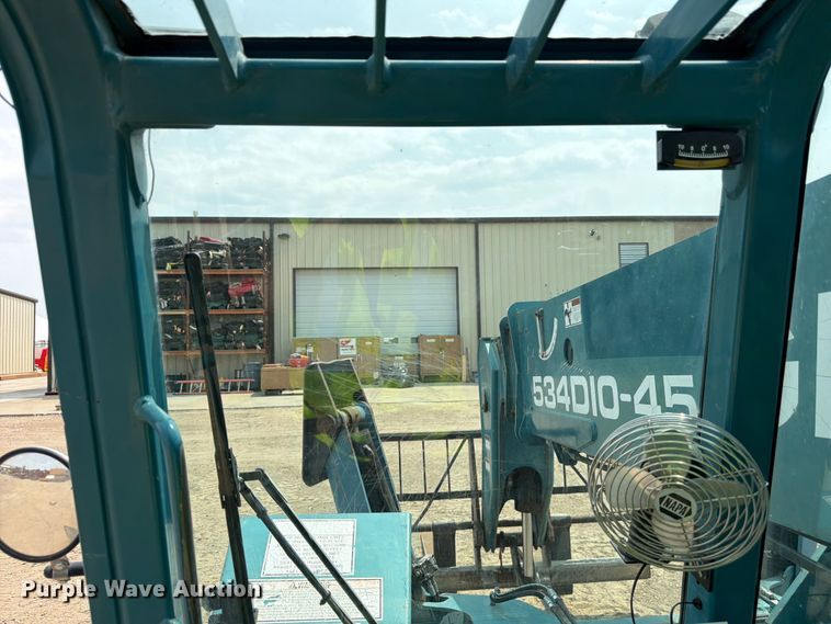 image for item FM7558 2004 Gradall 534D-10 telehandler
