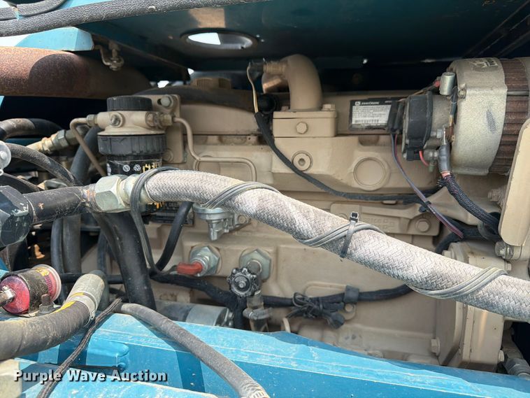 image for item FM7558 2004 Gradall 534D-10 telehandler