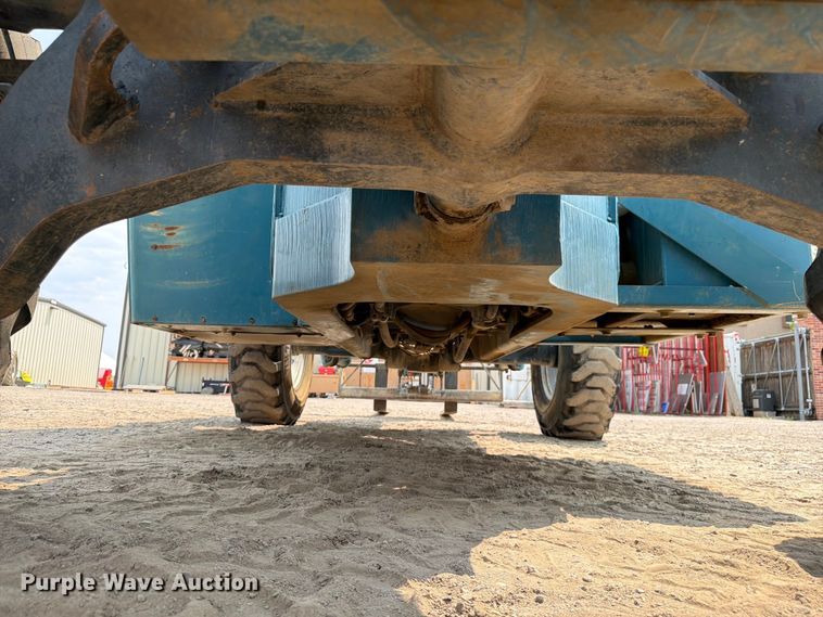 image for item FM7558 2004 Gradall 534D-10 telehandler