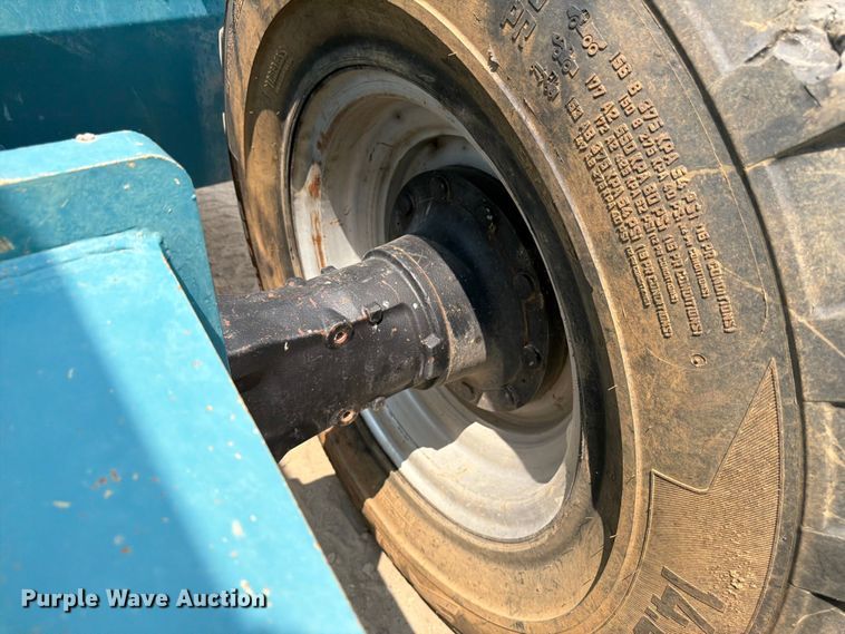 image for item FM7558 2004 Gradall 534D-10 telehandler
