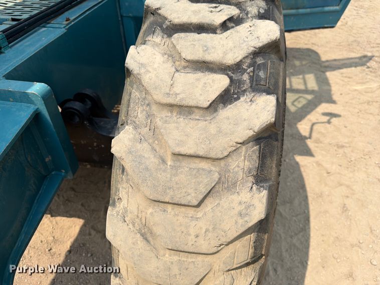 image for item FM7558 2004 Gradall 534D-10 telehandler