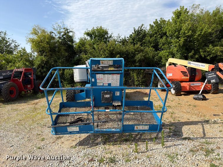 image for item FN2006 2014 Genie S-60X boom lift