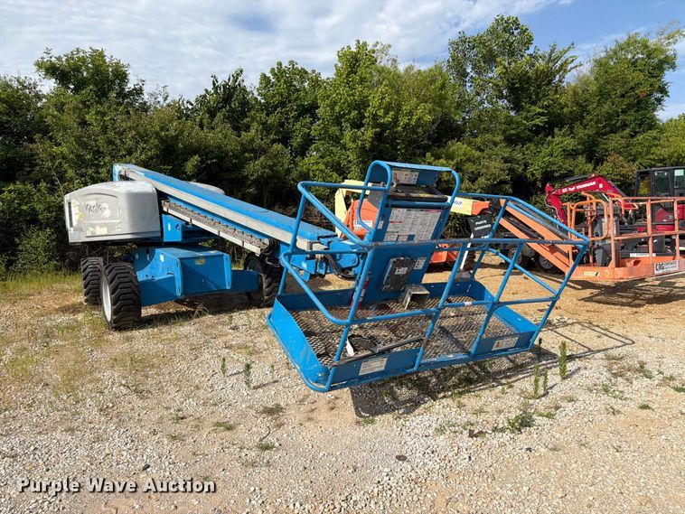 image for item FN2006 2014 Genie S-60X boom lift