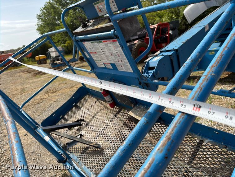 image for item FN2006 2014 Genie S-60X boom lift