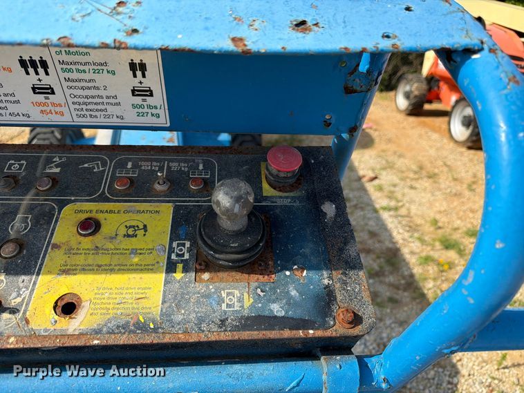 image for item FN2006 2014 Genie S-60X boom lift