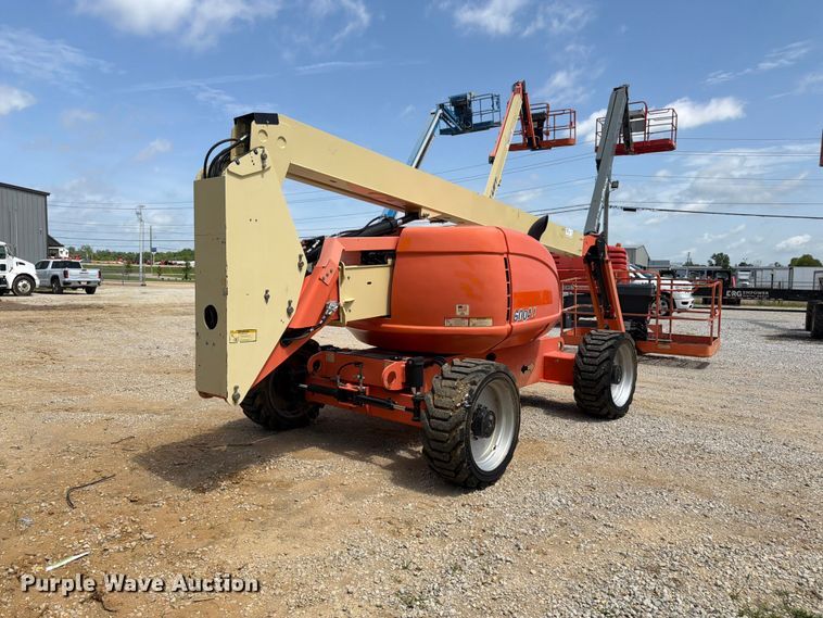 image for item FN2007 2014 JLG 600AJ boom lift