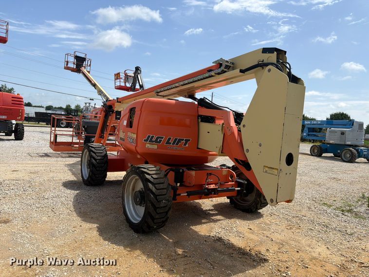 image for item FN2007 2014 JLG 600AJ boom lift