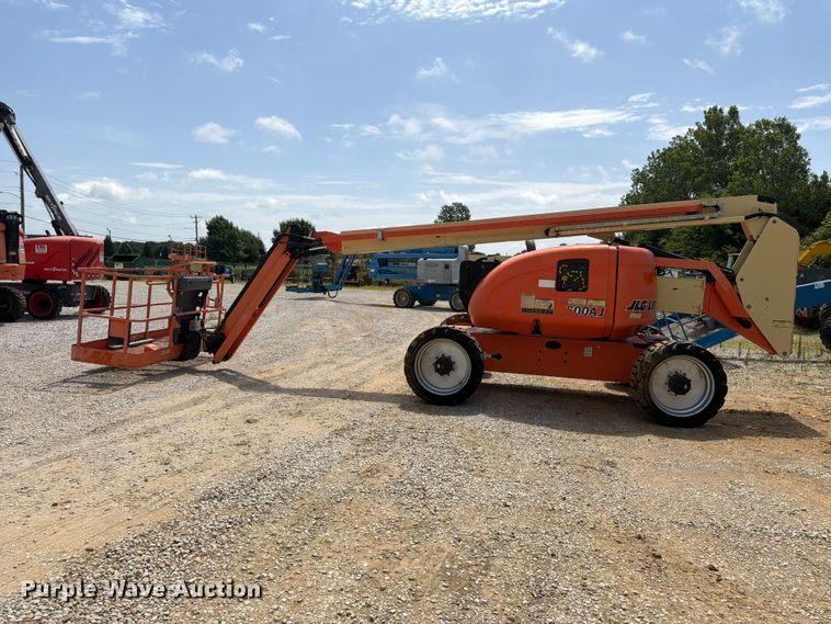 image for item FN2007 2014 JLG 600AJ boom lift