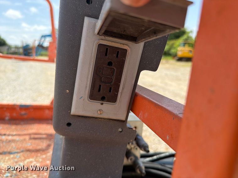 image for item FN2007 2014 JLG 600AJ boom lift