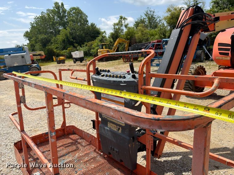 image for item FN2007 2014 JLG 600AJ boom lift