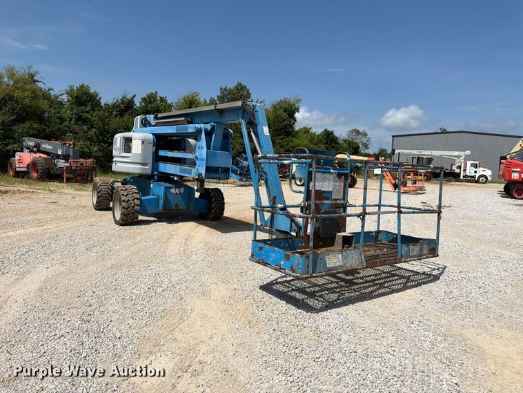 image for item FN2009 2013 Genie Z60 boom lift