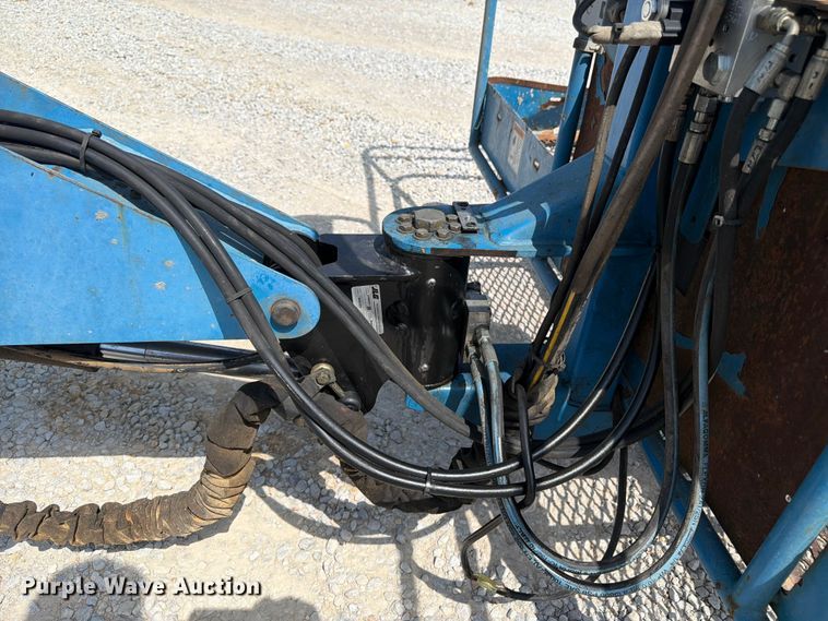 image for item FN2009 2013 Genie Z60 boom lift