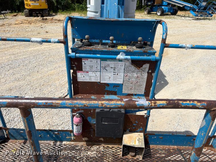 image for item FN2009 2013 Genie Z60 boom lift