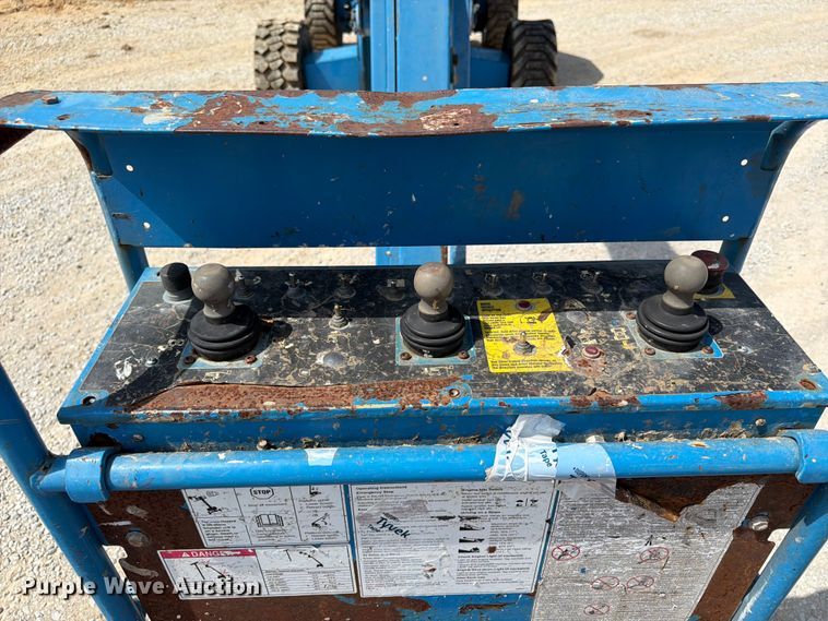 image for item FN2009 2013 Genie Z60 boom lift