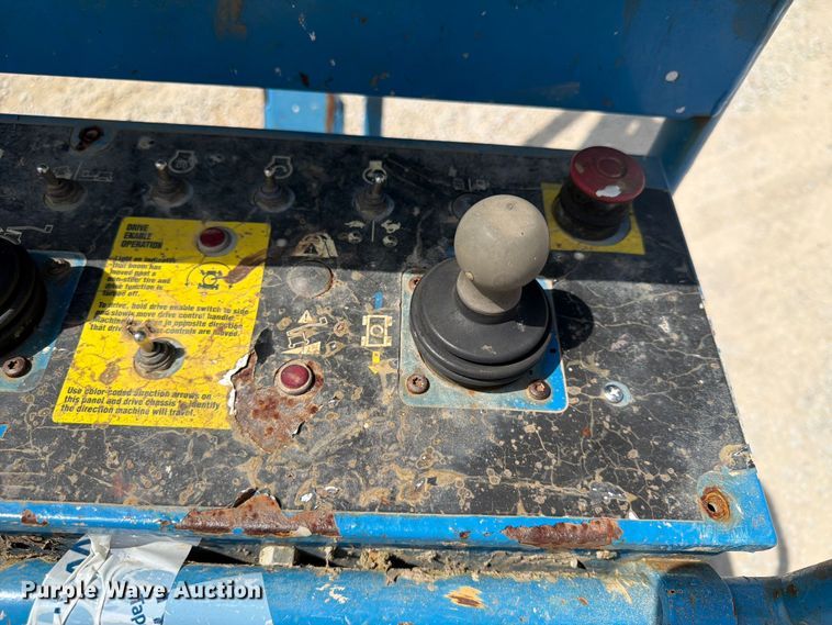 image for item FN2009 2013 Genie Z60 boom lift