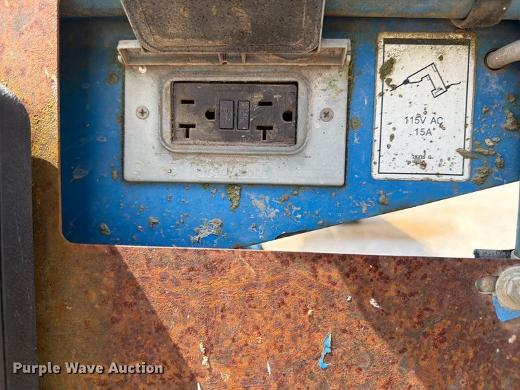 image for item FN2009 2013 Genie Z60 boom lift