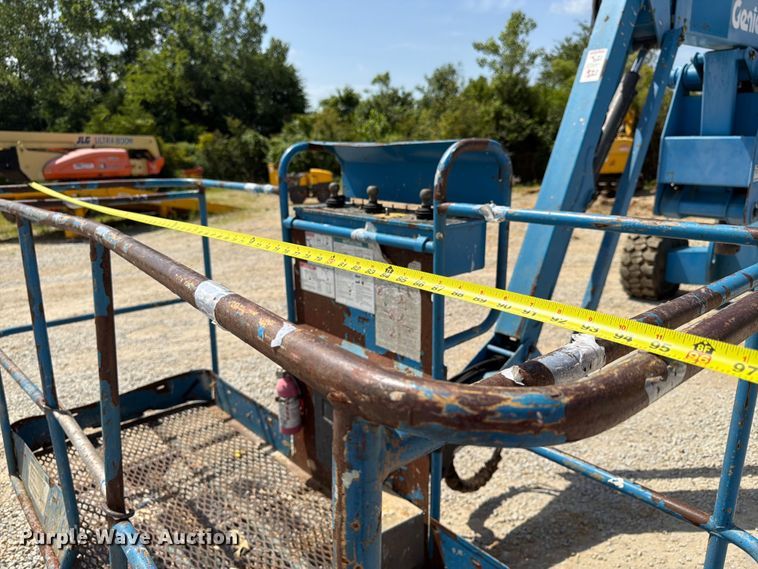 image for item FN2009 2013 Genie Z60 boom lift