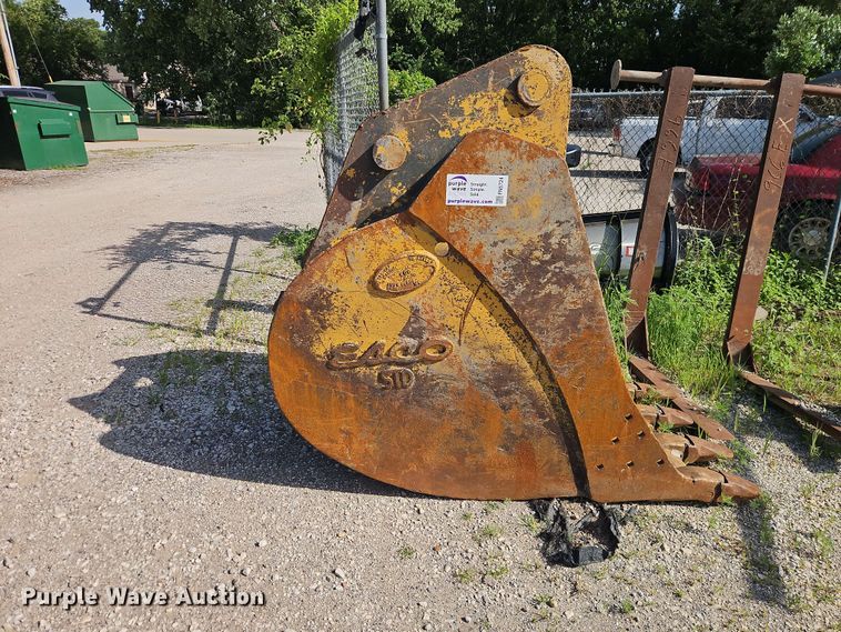 image for item FN5724 Esco PC400-3 excavator bucket