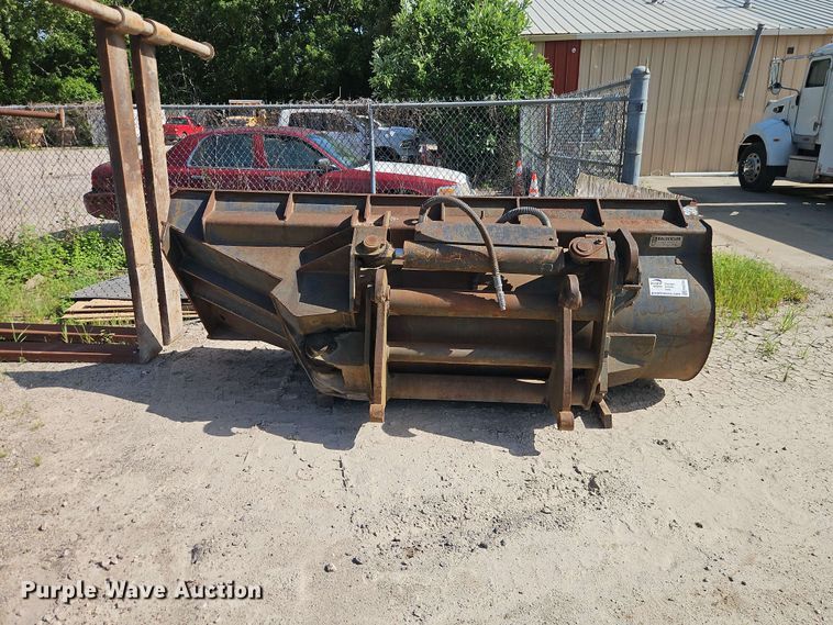 image for item FN5725 Balderson BIT36-3YQ side dump bucket
