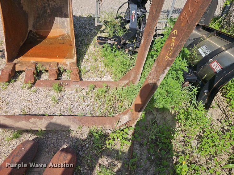image for item FN5726 (2) sets of loader bucket forks
