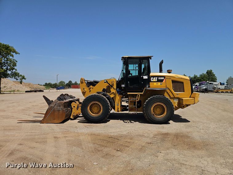 image for item FN5727 2015 Caterpillar 938M wheel loader