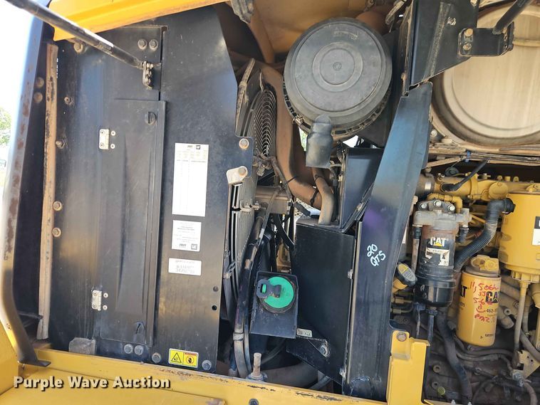 image for item FN5727 2015 Caterpillar 938M wheel loader