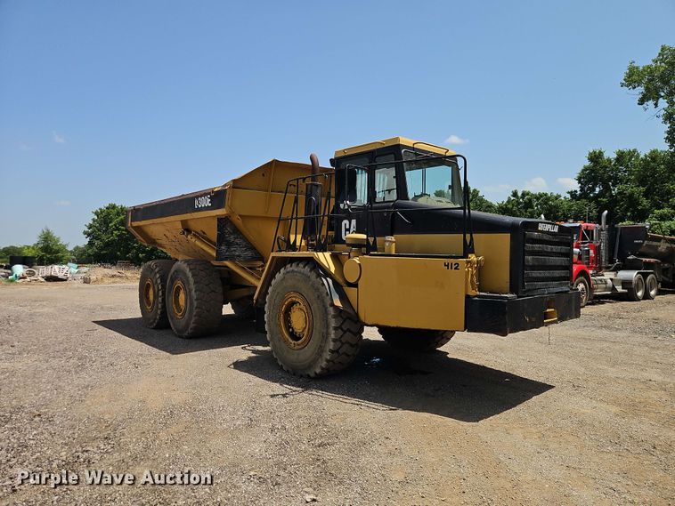 image for item FN5728 1998 Caterpillar D300E articulated haul truck