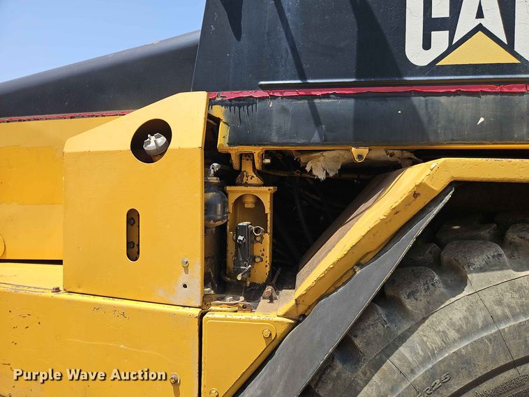 image for item FN5728 1998 Caterpillar D300E articulated haul truck