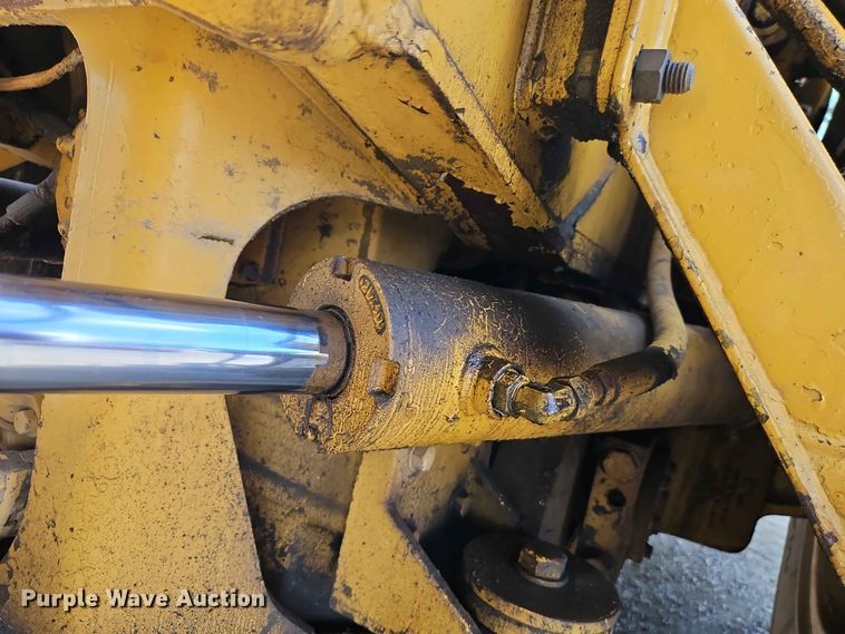 image for item FN5728 1998 Caterpillar D300E articulated haul truck