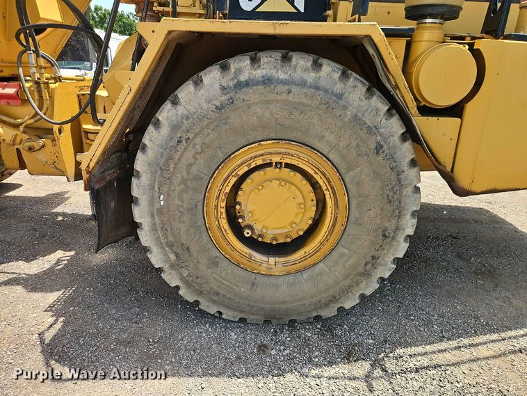 image for item FN5728 1998 Caterpillar D300E articulated haul truck