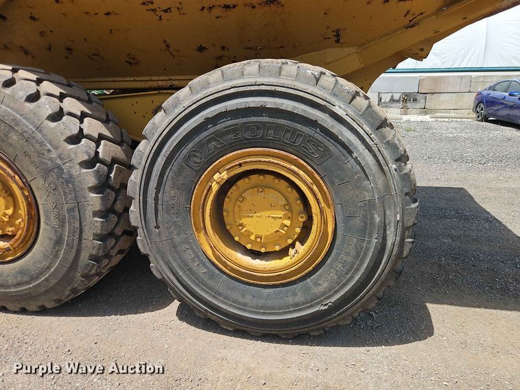 image for item FN5728 1998 Caterpillar D300E articulated haul truck