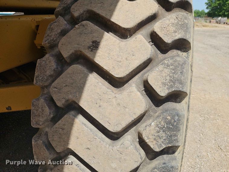 image for item FN5728 1998 Caterpillar D300E articulated haul truck