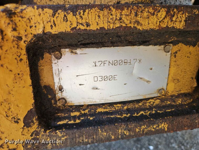 image for item FN5728 1998 Caterpillar D300E articulated haul truck