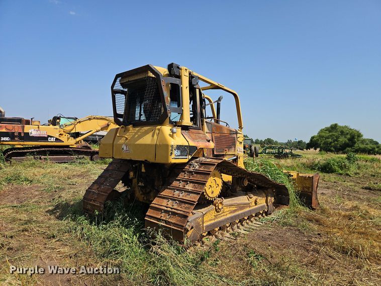 image for item FN5729 2007 Caterpillar D6N LGP dozer