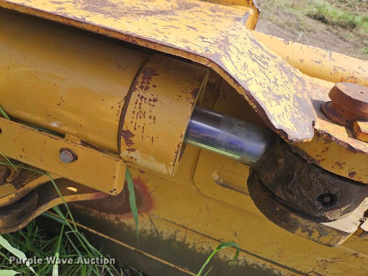 image for item FN5729 2007 Caterpillar D6N LGP dozer